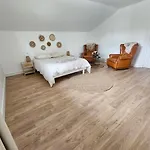 Дом отдыха La Parenthese Normande, Location Maison Avec Jardin Мервиль-Франсвиль
