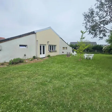 Дом отдыха La Parenthese Normande, Location Maison Avec Jardin *