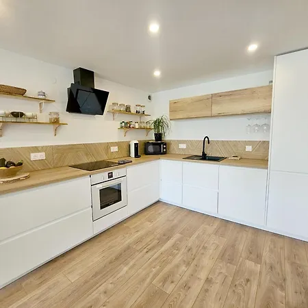 La Parenthese Normande, Location Maison Avec Jardin Holiday home *