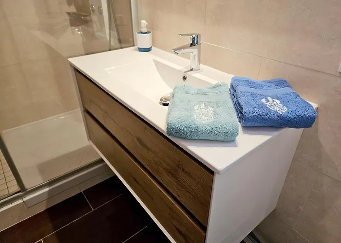 Holiday home La Parenthese Normande, Location Maison Avec Jardin